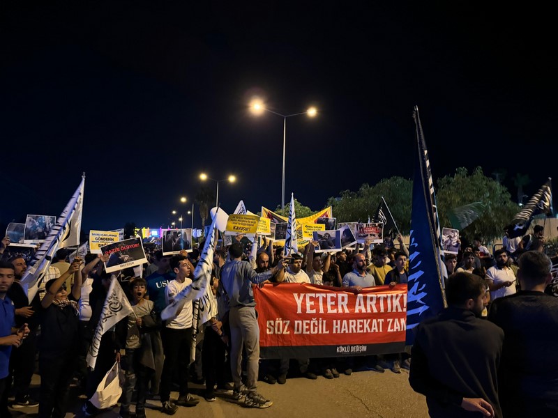 Click to enlarge image Adana-1.jpg
