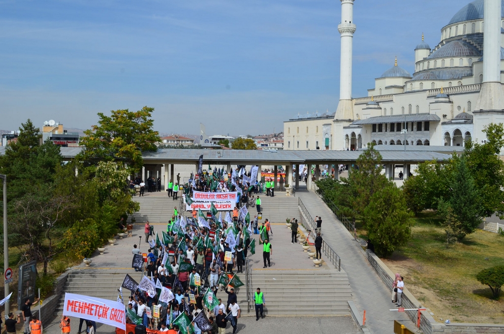 Click to enlarge image Ankara_01.JPG